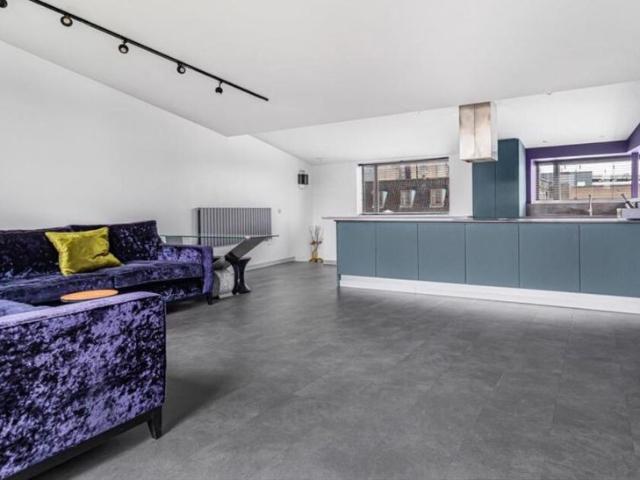 Studio for rent in Arbury, Cambridgeshire