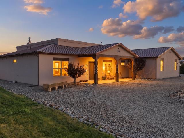 House for sale in Edgewood, New Mexico