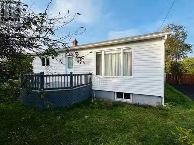 House for sale in Botwood, Newfoundland And Labrador