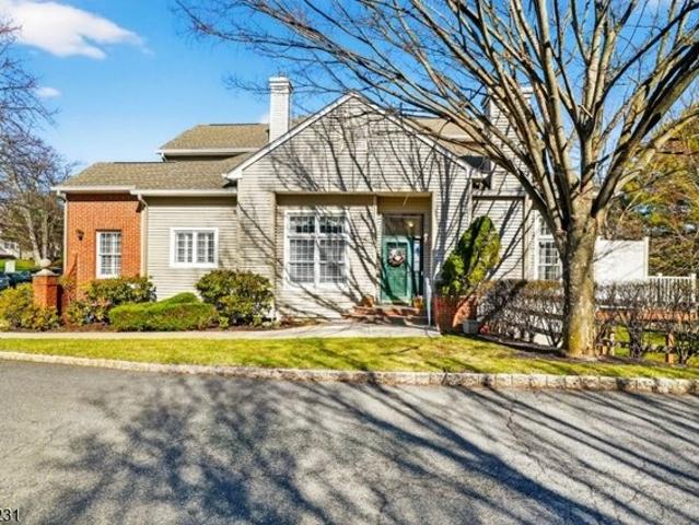 Condo for sale in Roseland, New Jersey