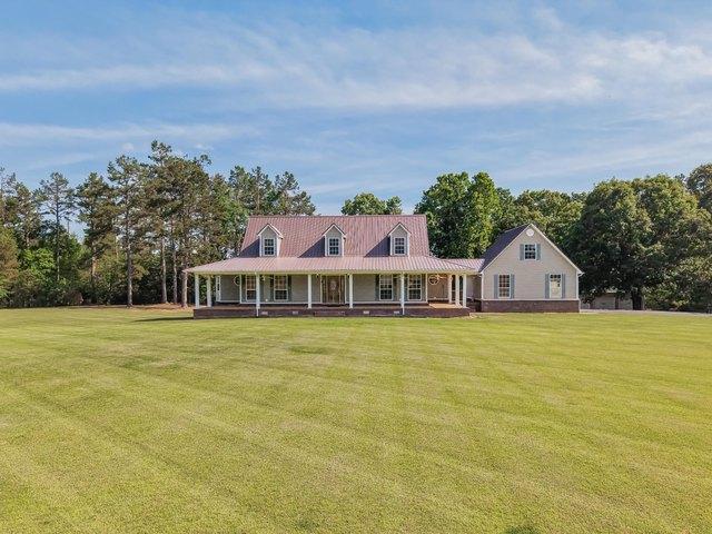 Farm for sale in Walnut, Mississippi