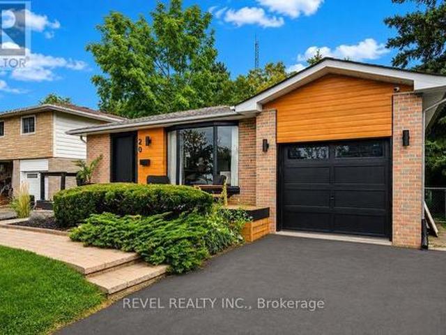 House for sale in Barrie, Ontario