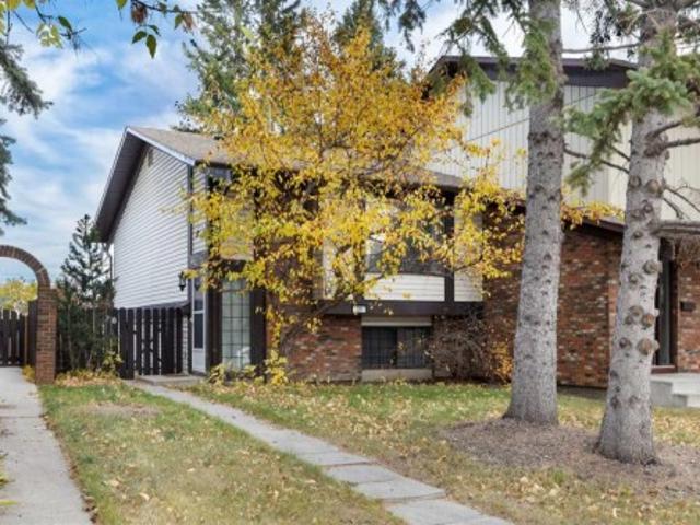 House for sale in Dalhousie, Calgary