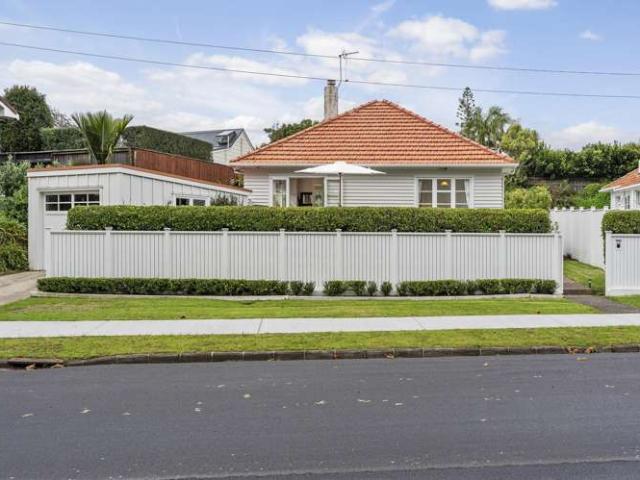 House for sale in Devonport