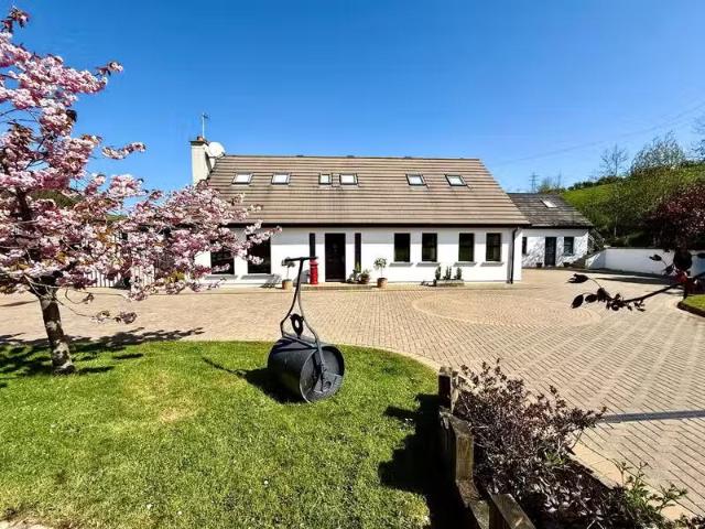 House for sale in Derry