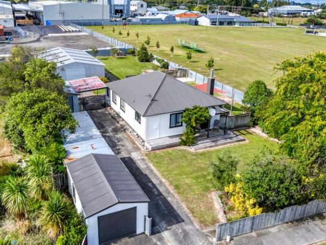 Property for sale in Bunnythorpe