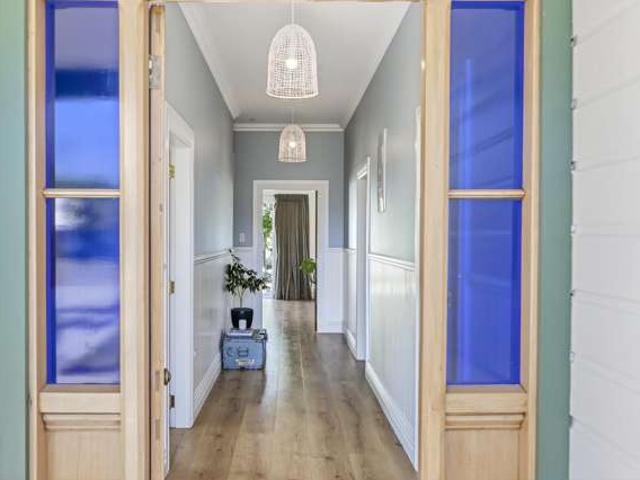 House for sale in Otakou