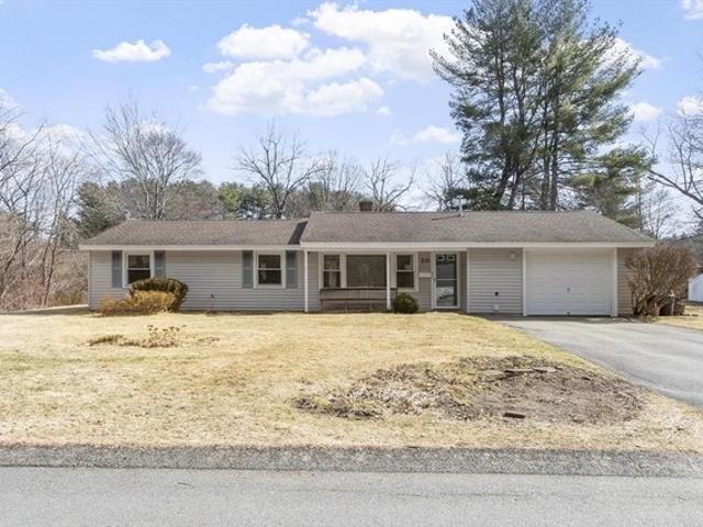 House for sale in Chelmsford, Massachusetts