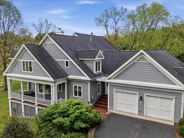 Townhouse for sale in Shepherdstown, West Virginia