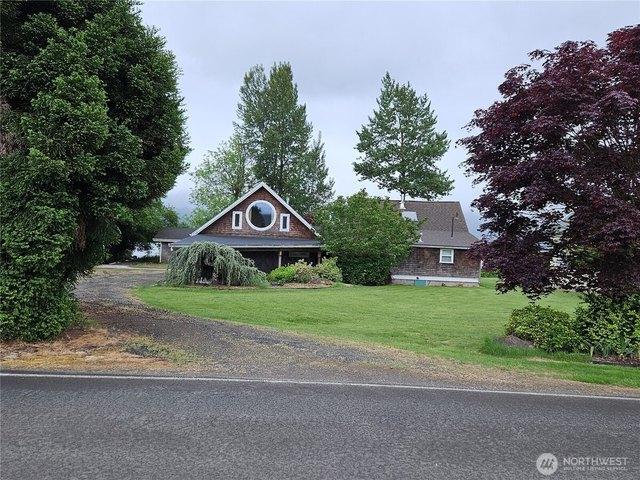 House for sale in Cathlamet, Washington
