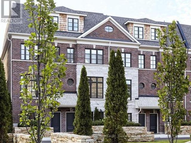 Townhouse for sale in Toronto—St. Paul's, Toronto