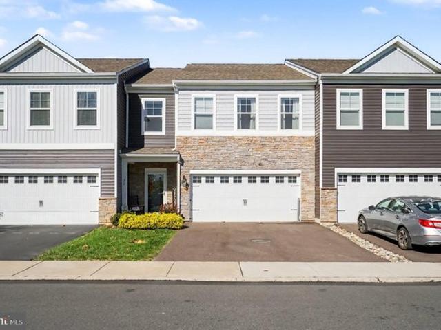 Townhouse for sale in Phoenixville, Chester County