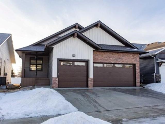 House for sale in Alberta