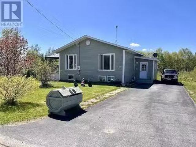 House for sale in Howley, Newfoundland And Labrador