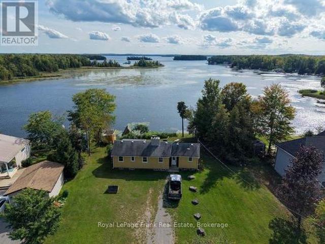 House for sale in Trent Lakes, Central Ontario