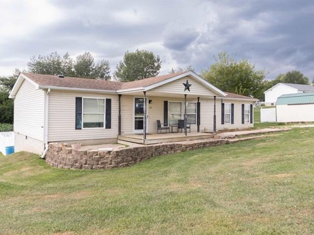 House for sale in Bedford, Indiana