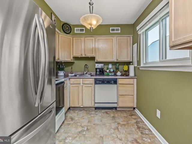 Townhouse for sale in Fords Edge, Upper Providence Township