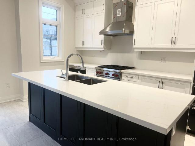 Townhouse for rent in Woburn, Ontario