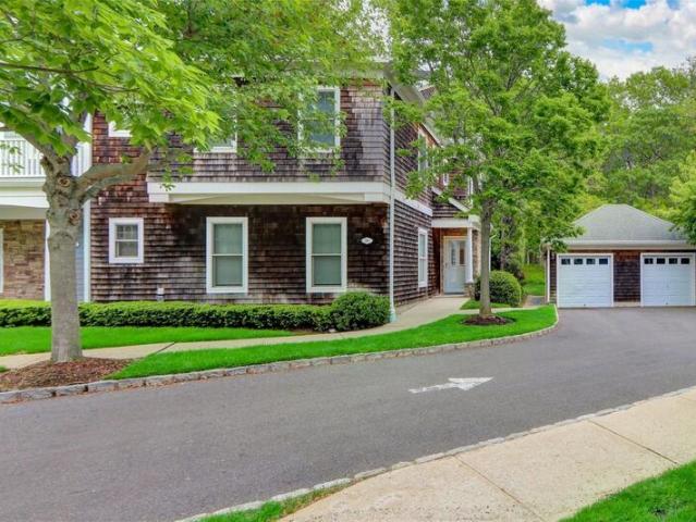 Condo for sale in Southampton