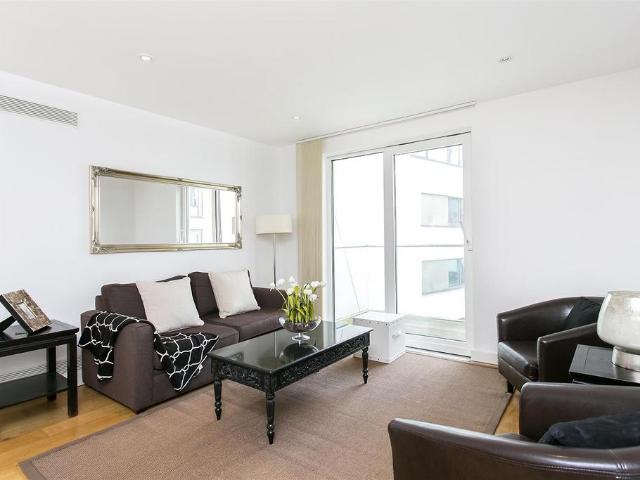 House for rent in Victoria, Greater London