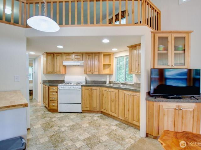 House for sale in Deming, Washington