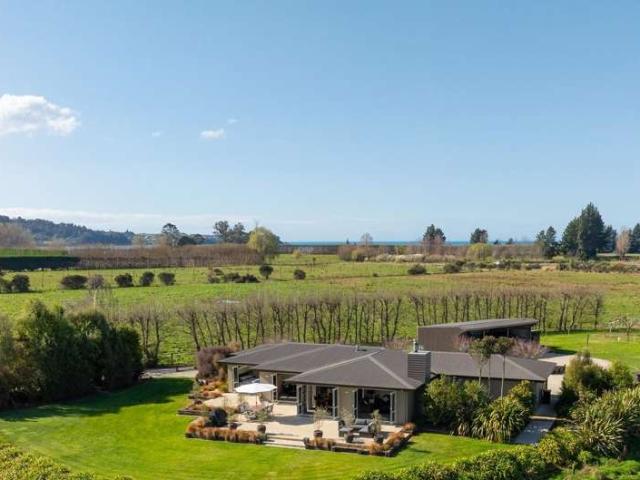 Property for sale in Cable Bay, Nelson Bays