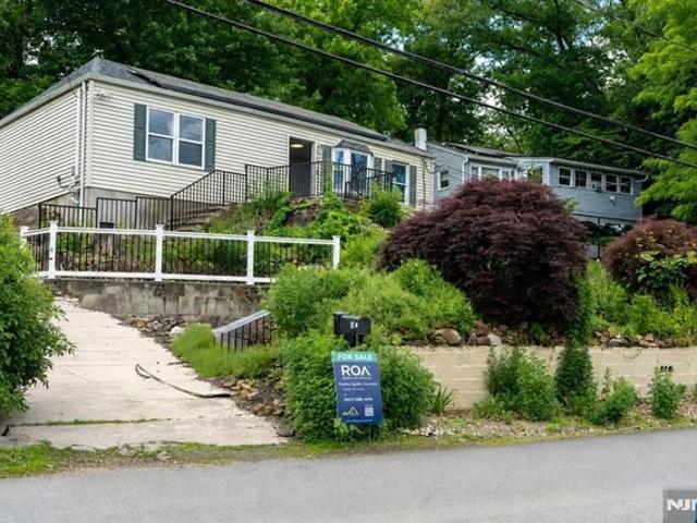 House for sale in Passaic, New Jersey