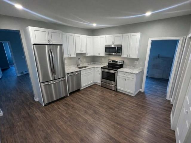 Condo for rent in Bristol, Connecticut