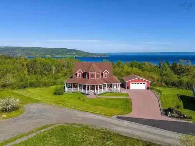 House for sale in Baddeck, Nova Scotia