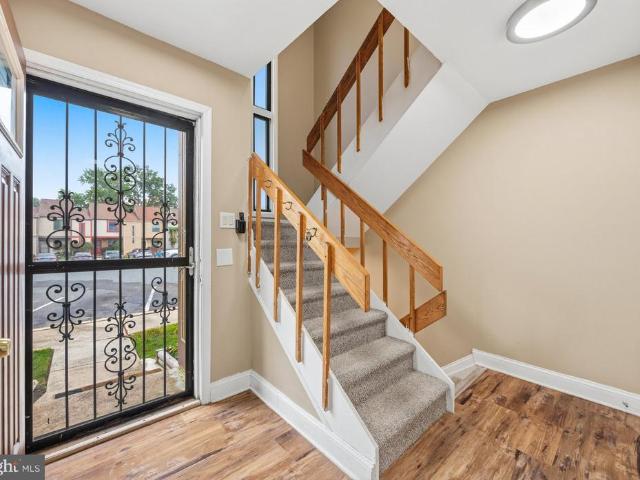 Townhouse for sale in Marine Oaks Village, Middle River