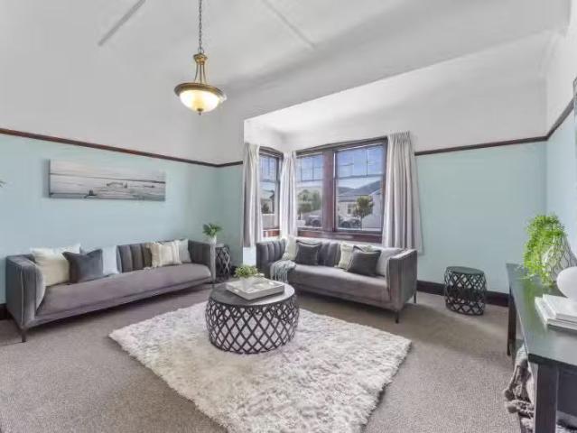 House for sale in Days Bay, Wellington
