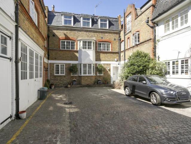 House for rent in The Boltons, Greater London