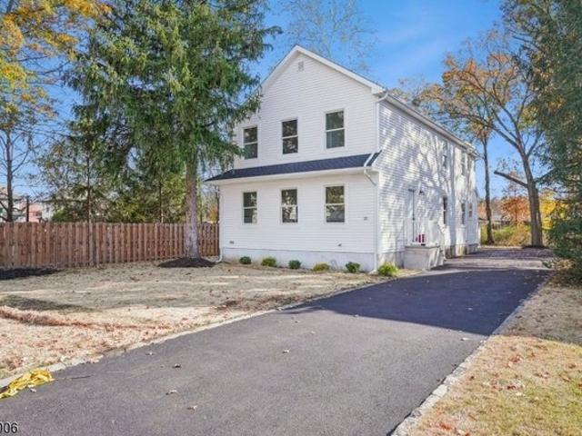 House for sale in New Providence, New Jersey