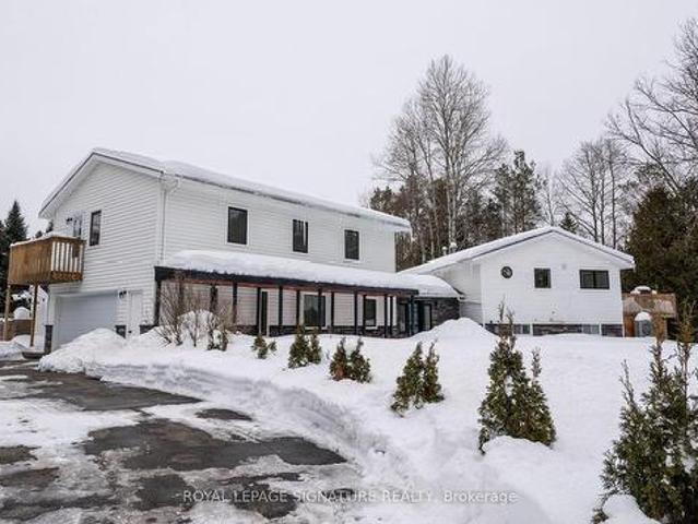 House for sale in Springwater