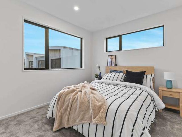 Townhouse for rent in Mount Wellington