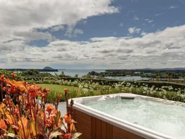 House for sale in Whakamarama, Bay Of Plenty