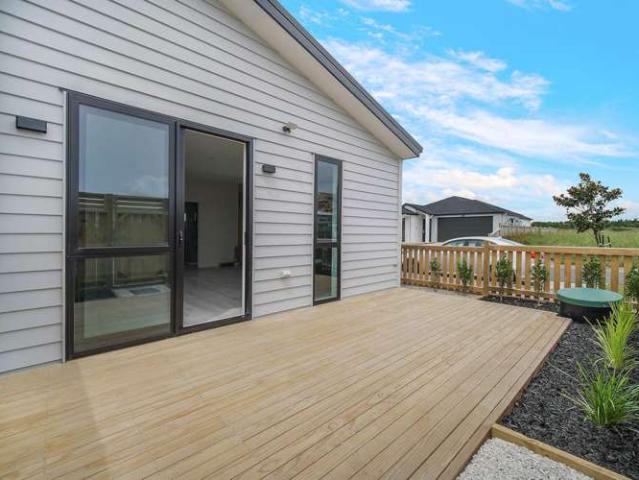 House for sale in Awhitu