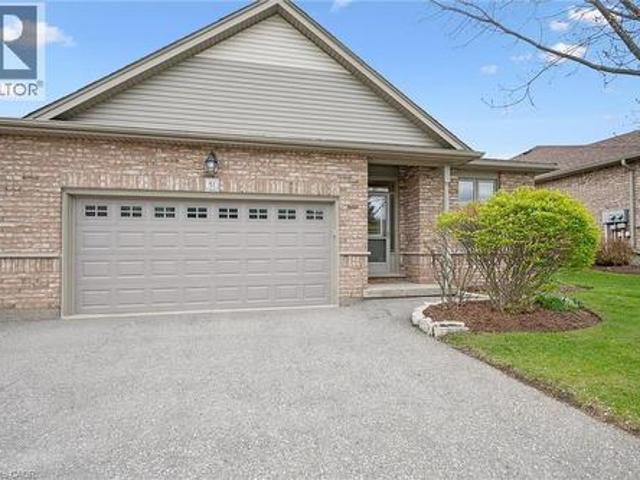 Townhouse for sale in Cambridge, Ontario