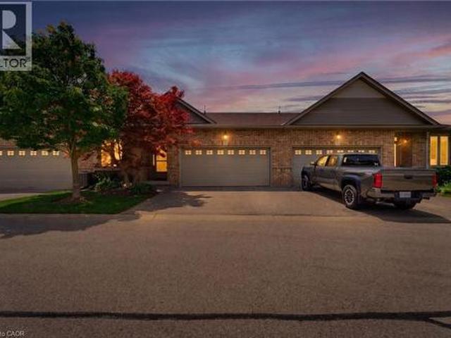 Townhouse for sale in Cambridge, Ontario