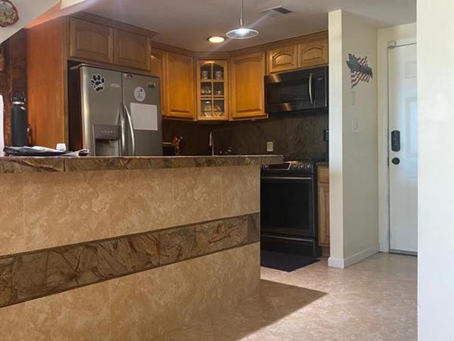 Condo for sale in Elizabeth, New Jersey