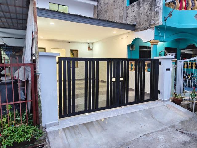 Terraced House for sale in Simpang Renggam, Kluang
