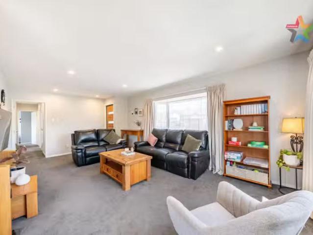 House for sale in Days Bay, Wellington