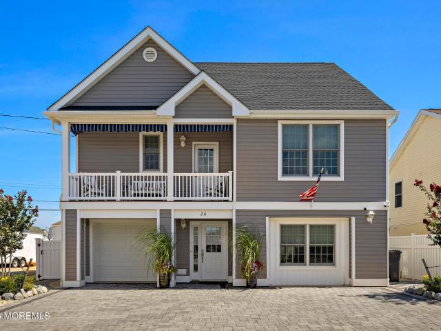 House for sale in Manahawkin, New Jersey