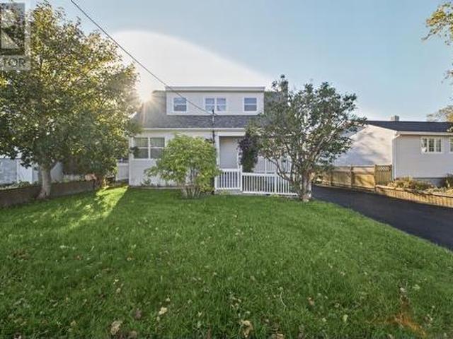 House for sale in Mount Pearl, Newfoundland