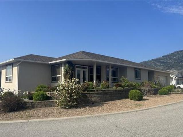 House for sale in Osoyoos