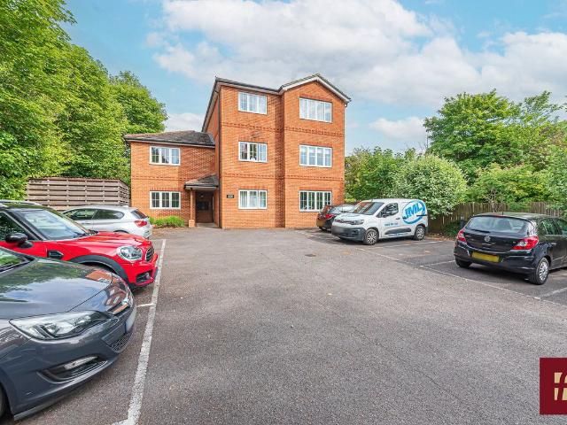 Apartment for rent in Buckler's Park, Crowthorne