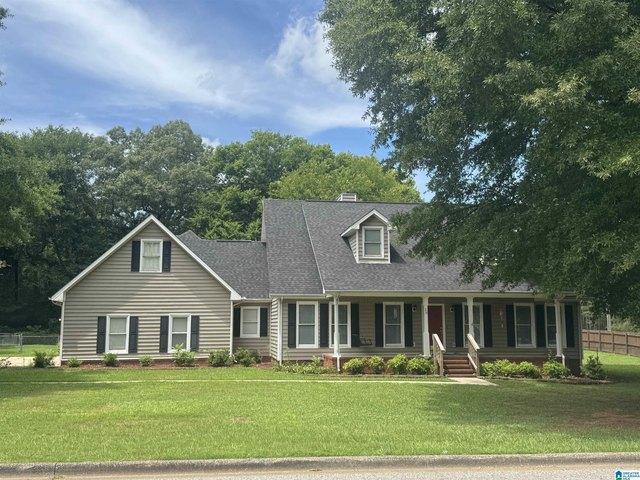House for sale in Anniston, Alabama
