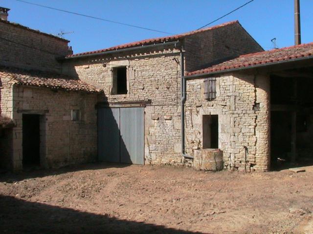Maison vente à Niort, La Foye-monjault