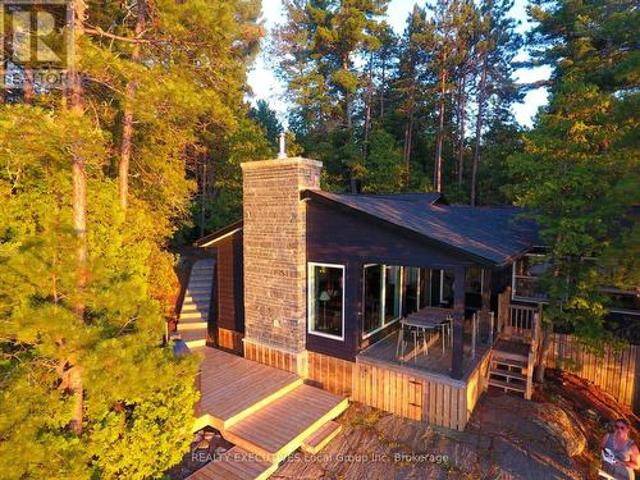 House for sale in Temagami, Ontario