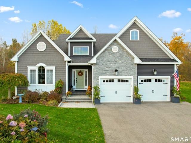 Condo for sale in Middlefield, Connecticut